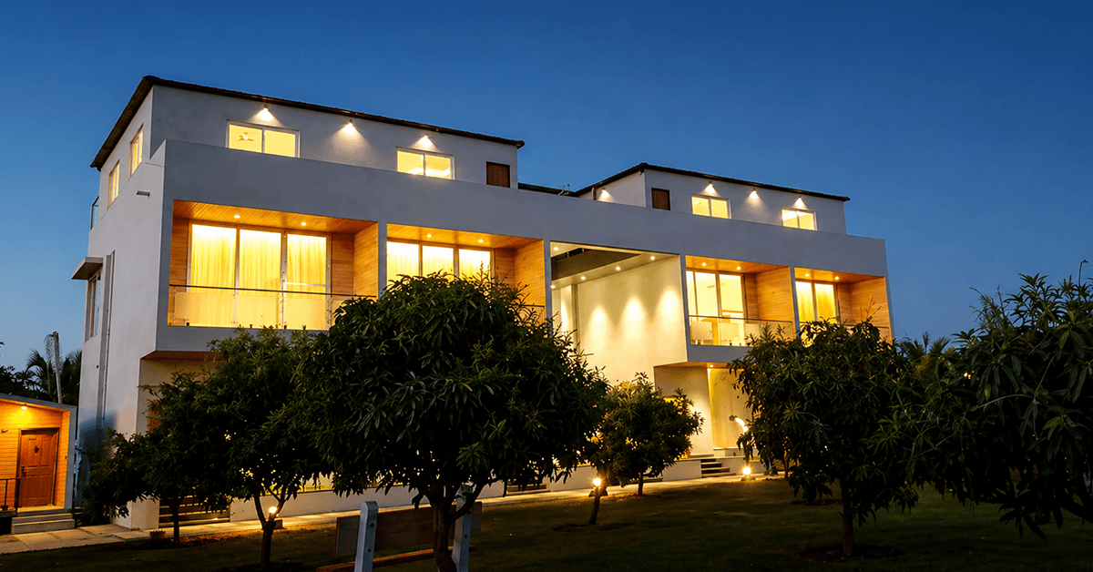 What Makes a Suite Room Different from a Deluxe Room?