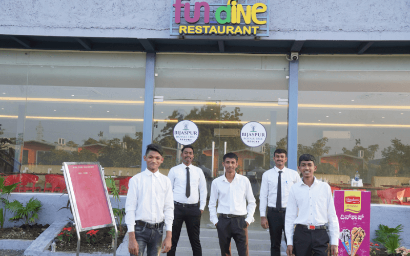 Fun_Dine Restaurant