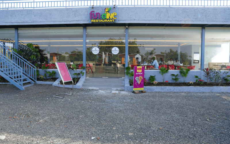 Fun_Dine Restaurant